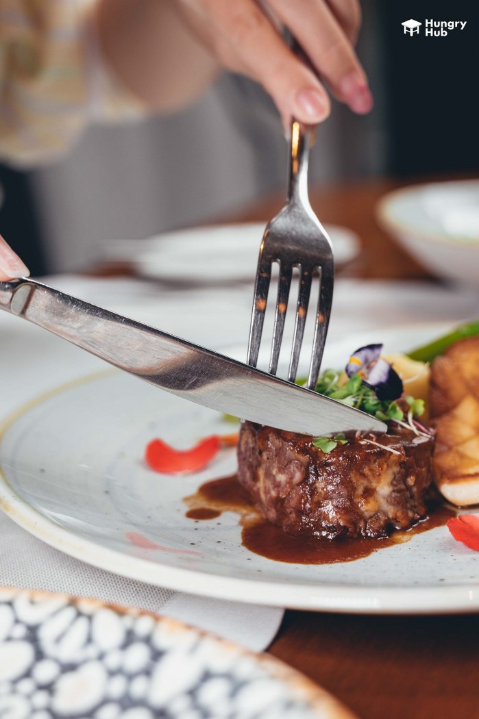 restaurant image